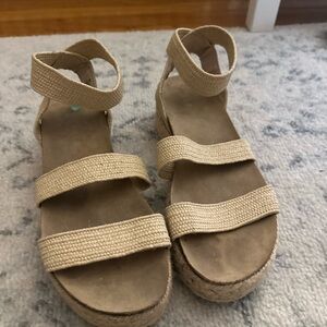 E-Spirit Sandals
